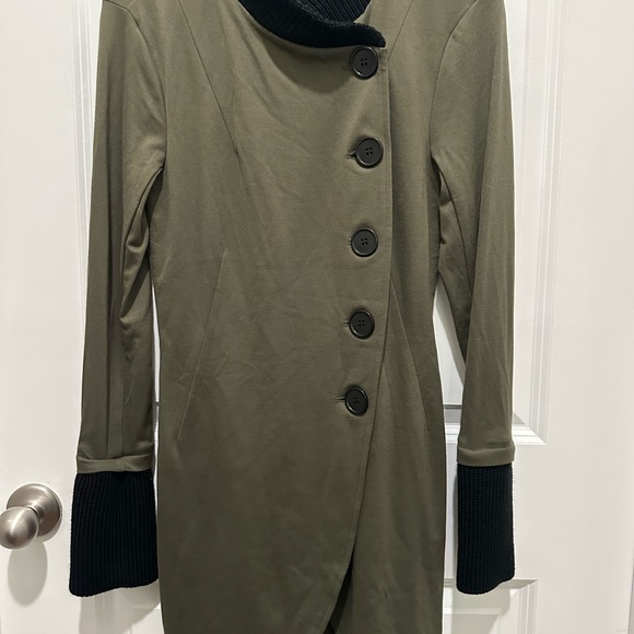 VENUS Dresses & Skirts - VENUS Olive Long Sleeve Dress with Black Button Detail